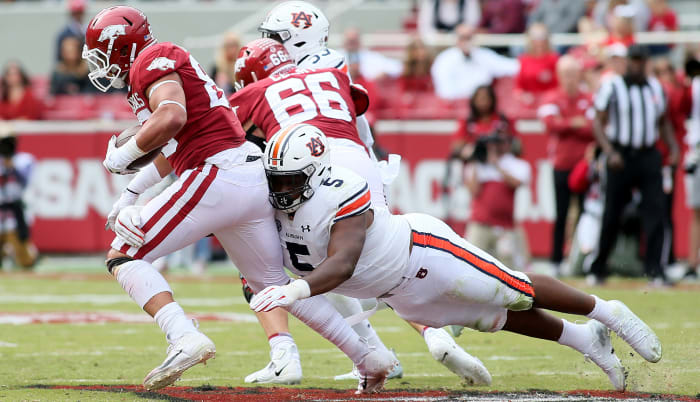 Brown returned to Auburn for a senior season in which he was named the SEC's Defensive Player of the Year.